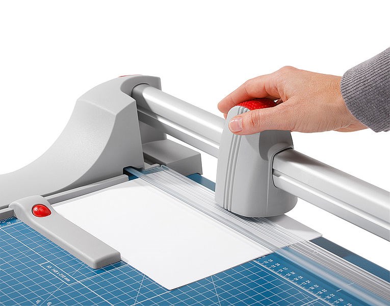 "Buy Online  A0 size Professional Trimmer with Stand - Cutting Length 1300mm Office Supplies"